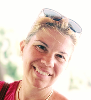 Ingatlan k&ouml;zvet&iacute;t&eacute;s - EHAZ Ingatlan Kft. Budapest Szakmai seg&iacute;ts&eacute;get ny&uacute;jtunk &uuml;gyfeleinknek, hogy a v&eacute;teli-elad&aacute;si folyamat jogilag teljesen rendezett form&aacute;ban, r&eacute;szletes &eacute;s teljesk&ouml;rű t&aacute;j&eacute;koztat&aacute;s mellett.